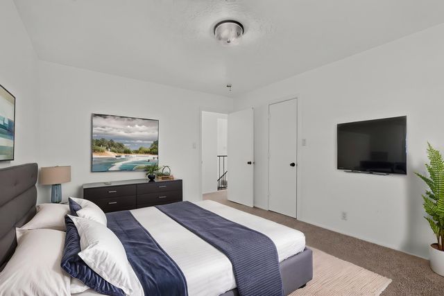 52 Calle San Blas NE, Albuquerque, NM 87109