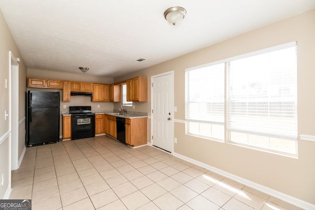 9403 Highland Ridge, Jonesboro, GA 30238