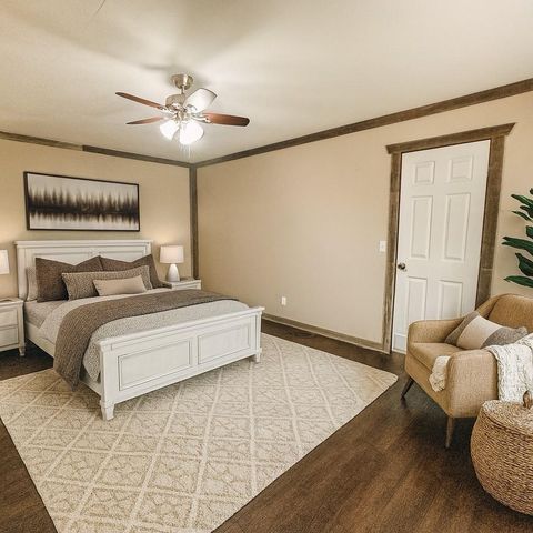 934 Tiffany Street, Reno, TX 76020