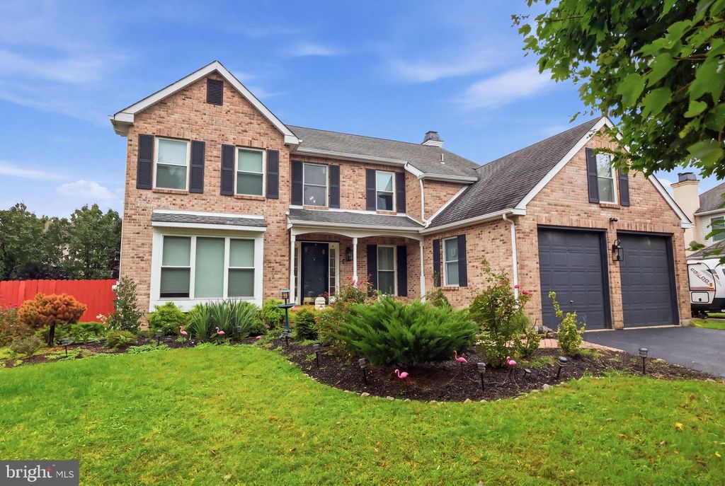 2628 WOODSVIEW DR, BENSALEM, PA 19020 — exterior