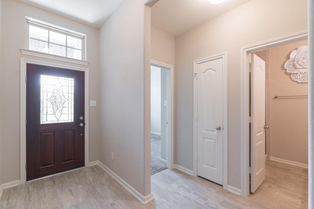 87 Bloomhill Place, The Woodlands, TX 77354