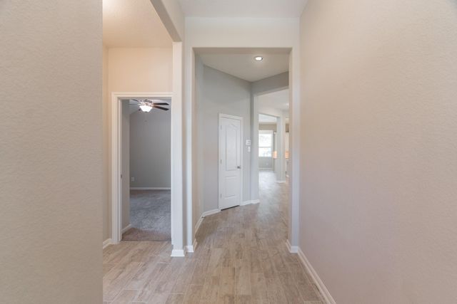 87 Bloomhill Place, The Woodlands, TX 77354