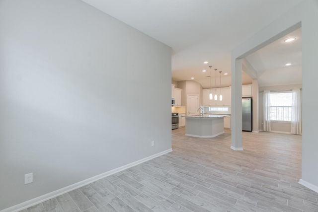 87 Bloomhill Place, The Woodlands, TX 77354