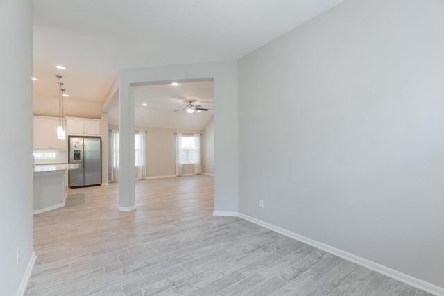 87 Bloomhill Place, The Woodlands, TX 77354
