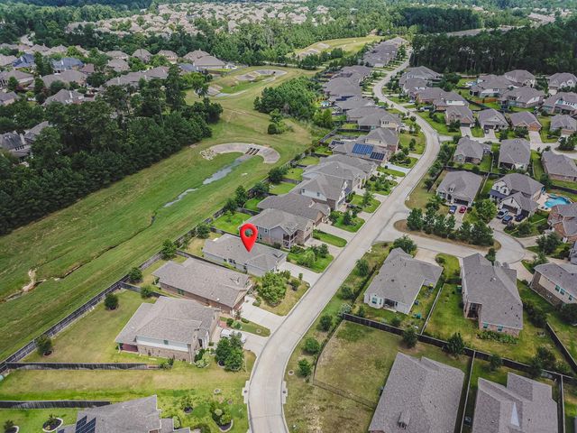 87 Bloomhill Place, The Woodlands, TX 77354