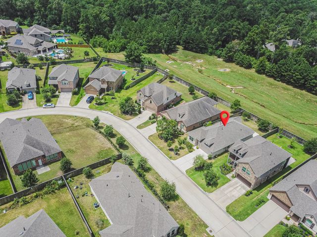 87 Bloomhill Place, The Woodlands, TX 77354