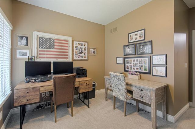 11475 S Waterford Drive, Olathe, KS 66061