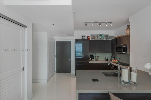 1080 Brickell Ave 3405, Miami, FL 33131