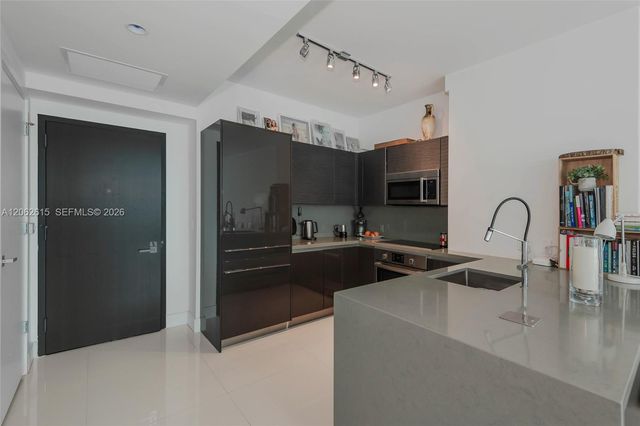 1080 Brickell Ave 3405, Miami, FL 33131