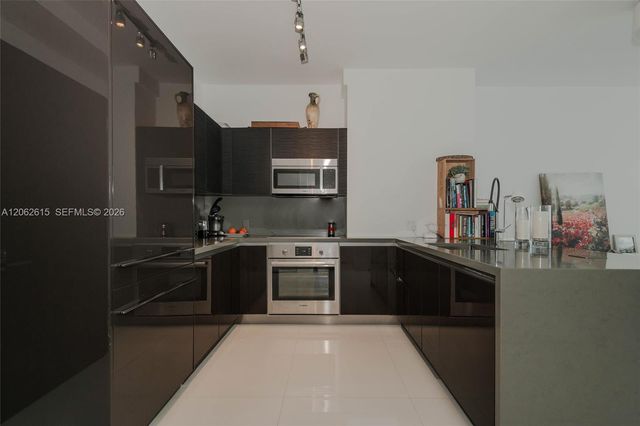 1080 Brickell Ave 3405, Miami, FL 33131