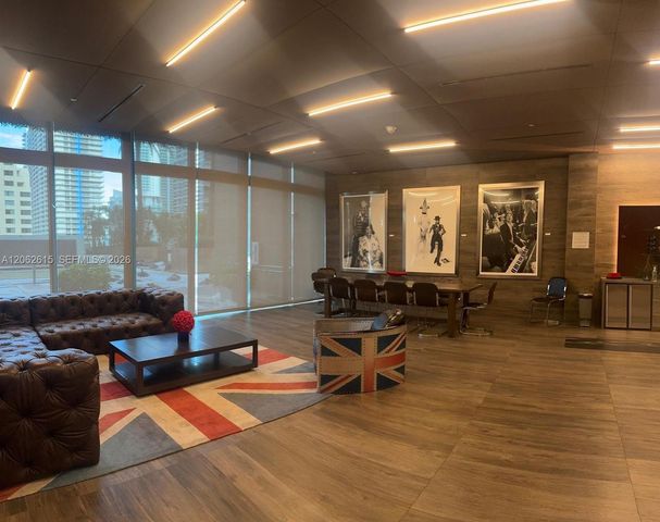1080 Brickell Ave 3405, Miami, FL 33131