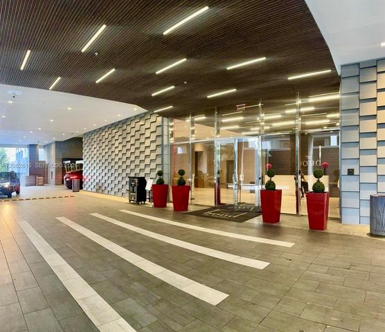 1080 Brickell Ave 3405, Miami, FL 33131