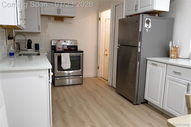 32564 Hazelwood Street, Westland, MI 48186