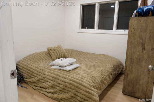 32564 Hazelwood Street, Westland, MI 48186