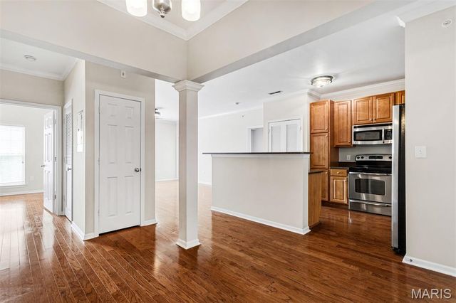 1270 Strassner Drive 3414, St Louis, MO 63144