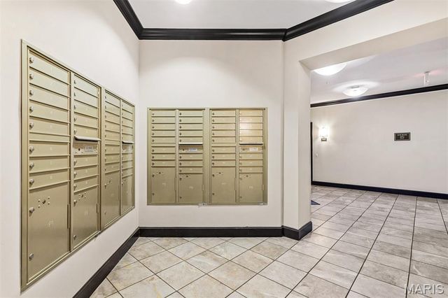 1270 Strassner Drive 3414, St Louis, MO 63144