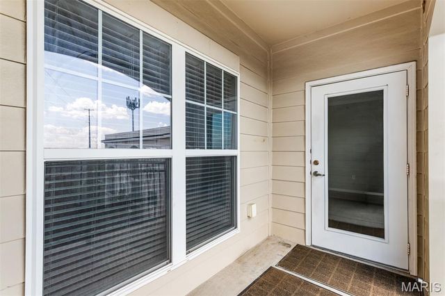 1270 Strassner Drive 3414, St Louis, MO 63144