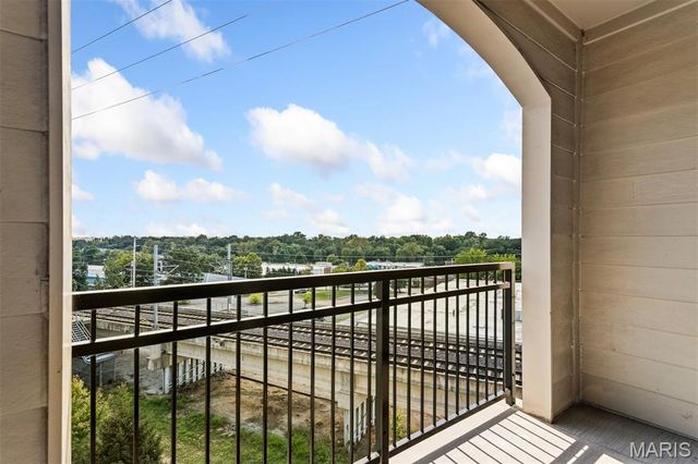 1270 Strassner Drive 3414, St Louis, MO 63144