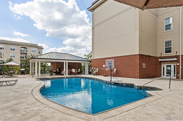 1270 Strassner Drive 3414, St Louis, MO 63144