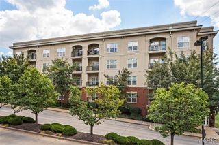 1270 Strassner Drive 3414, St Louis, MO 63144