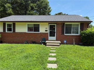 1611 Willow Road, Greensboro, NC 27401