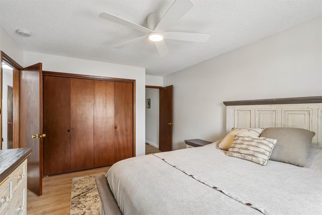 4709 Woodland Avenue 7, West Des Moines, IA 50266