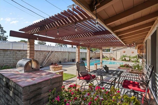 8347 Delco Avenue, Winnetka, CA 91306