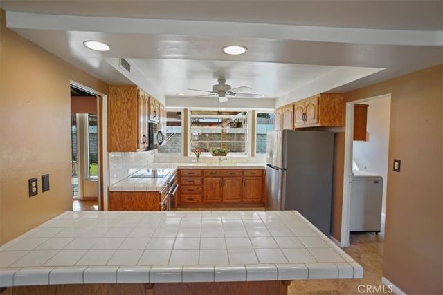 8347 Delco Avenue, Winnetka, CA 91306