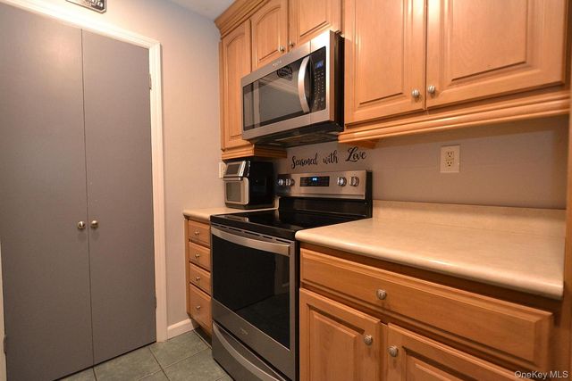 103 Richmond Boulevard 2A, Ronkonkoma, NY 11779