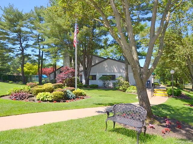 103 Richmond Boulevard 2A, Ronkonkoma, NY 11779