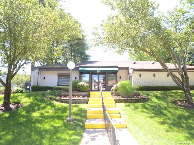 103 Richmond Boulevard 2A, Ronkonkoma, NY 11779