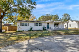 346 Green Meadows Drive, Wilmington, NC 28405