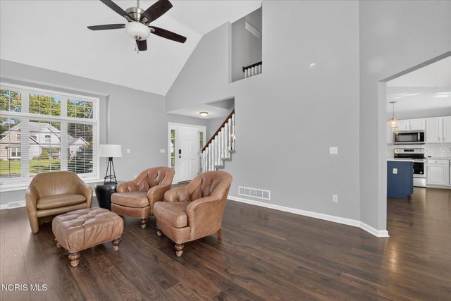 7333 Apache Trail, Holland, OH 43528
