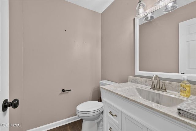 7333 Apache Trail, Holland, OH 43528
