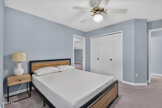 7333 Apache Trail, Holland, OH 43528