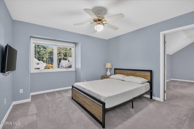 7333 Apache Trail, Holland, OH 43528