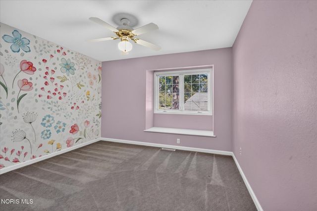 7333 Apache Trail, Holland, OH 43528