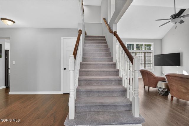 7333 Apache Trail, Holland, OH 43528