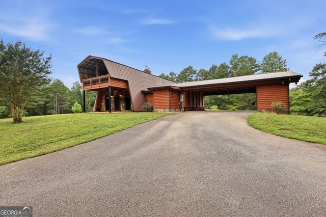 932 Camp Mikell Road, Toccoa, GA 30577
