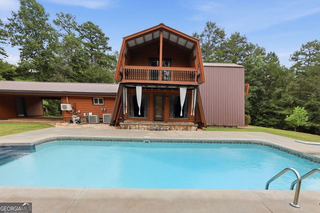 932 Camp Mikell Road, Toccoa, GA 30577