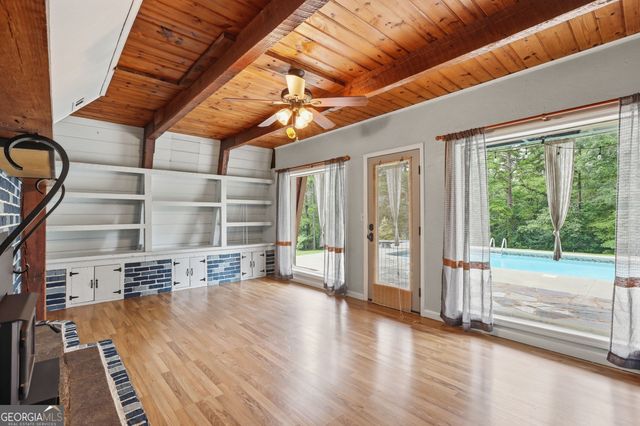 932 Camp Mikell Road, Toccoa, GA 30577