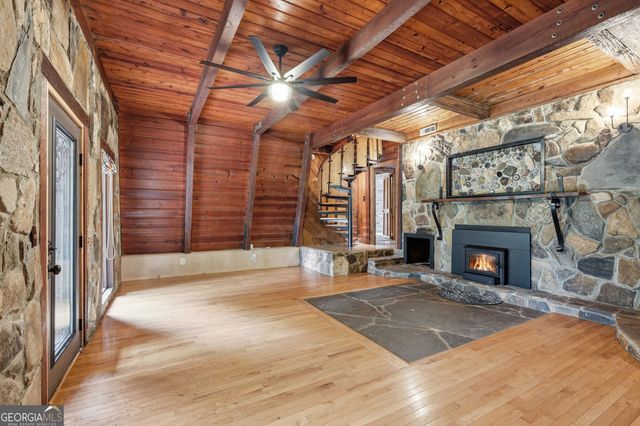 932 Camp Mikell Road, Toccoa, GA 30577