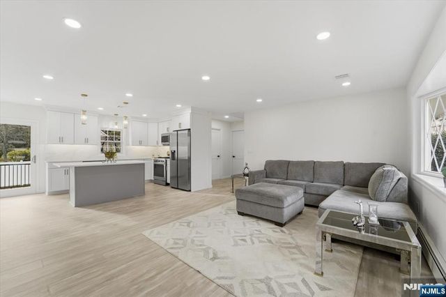 41 High Street, Nutley, NJ 07110