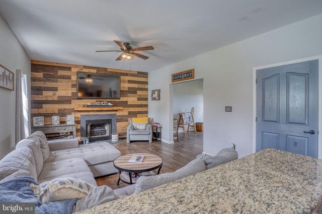 207 OLIVINE CIR, Townsend, DE 19734