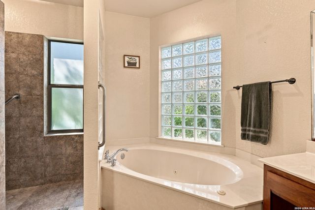 2 Trophy, New Braunfels, TX 78132