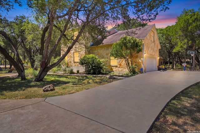 2 Trophy, New Braunfels, TX 78132
