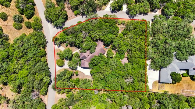 2 Trophy, New Braunfels, TX 78132