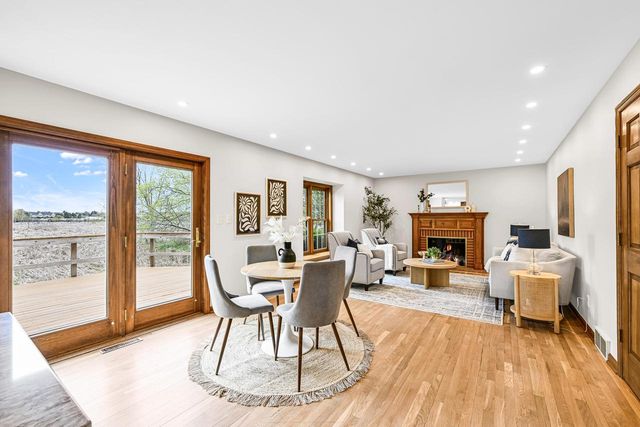 11415 N Lake Shore DRIVE, Mequon, WI 53092