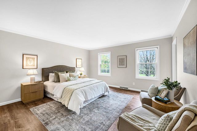 11415 N Lake Shore DRIVE, Mequon, WI 53092