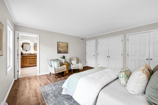 11415 N Lake Shore DRIVE, Mequon, WI 53092